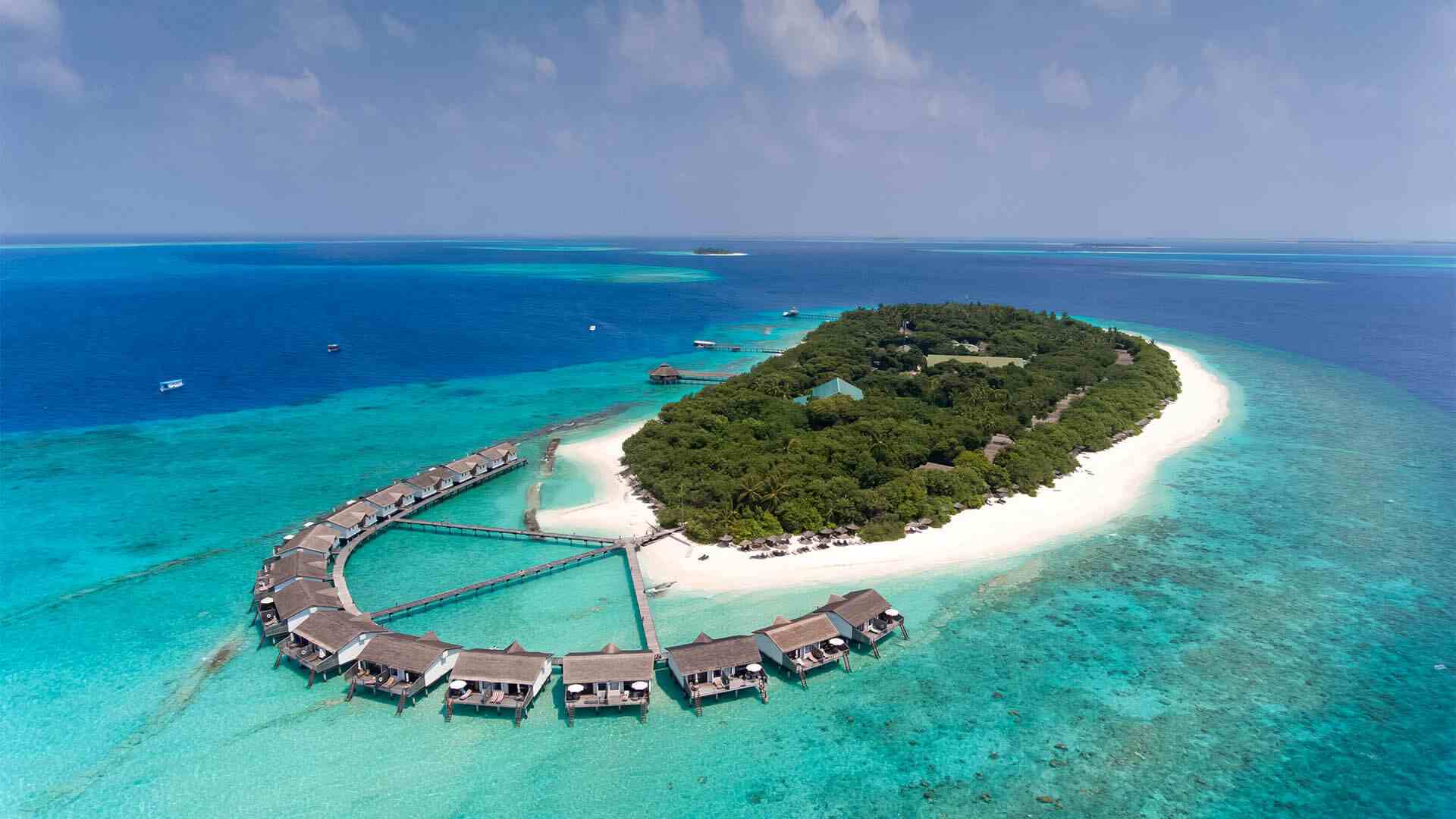 Living in a fragile Environment The Island and Its Surroundings